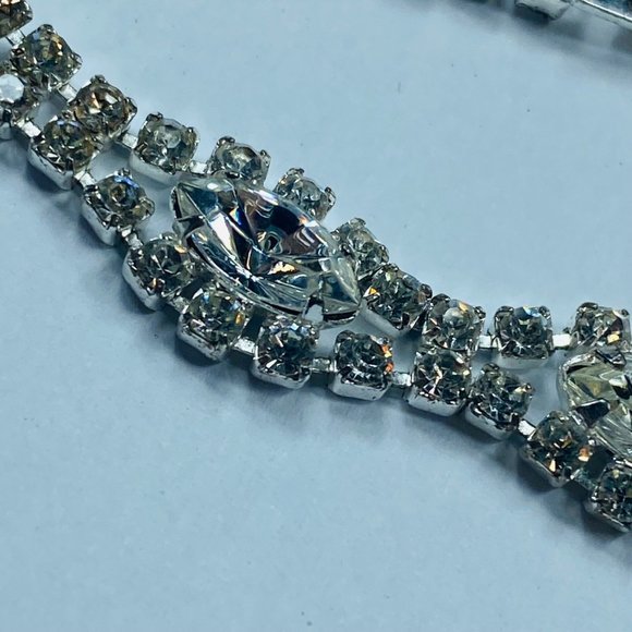 Vintage Rhinestone Chain Bracelet Womens Clear Faceted Sparkles Silver Tone - Picture 11 of 16